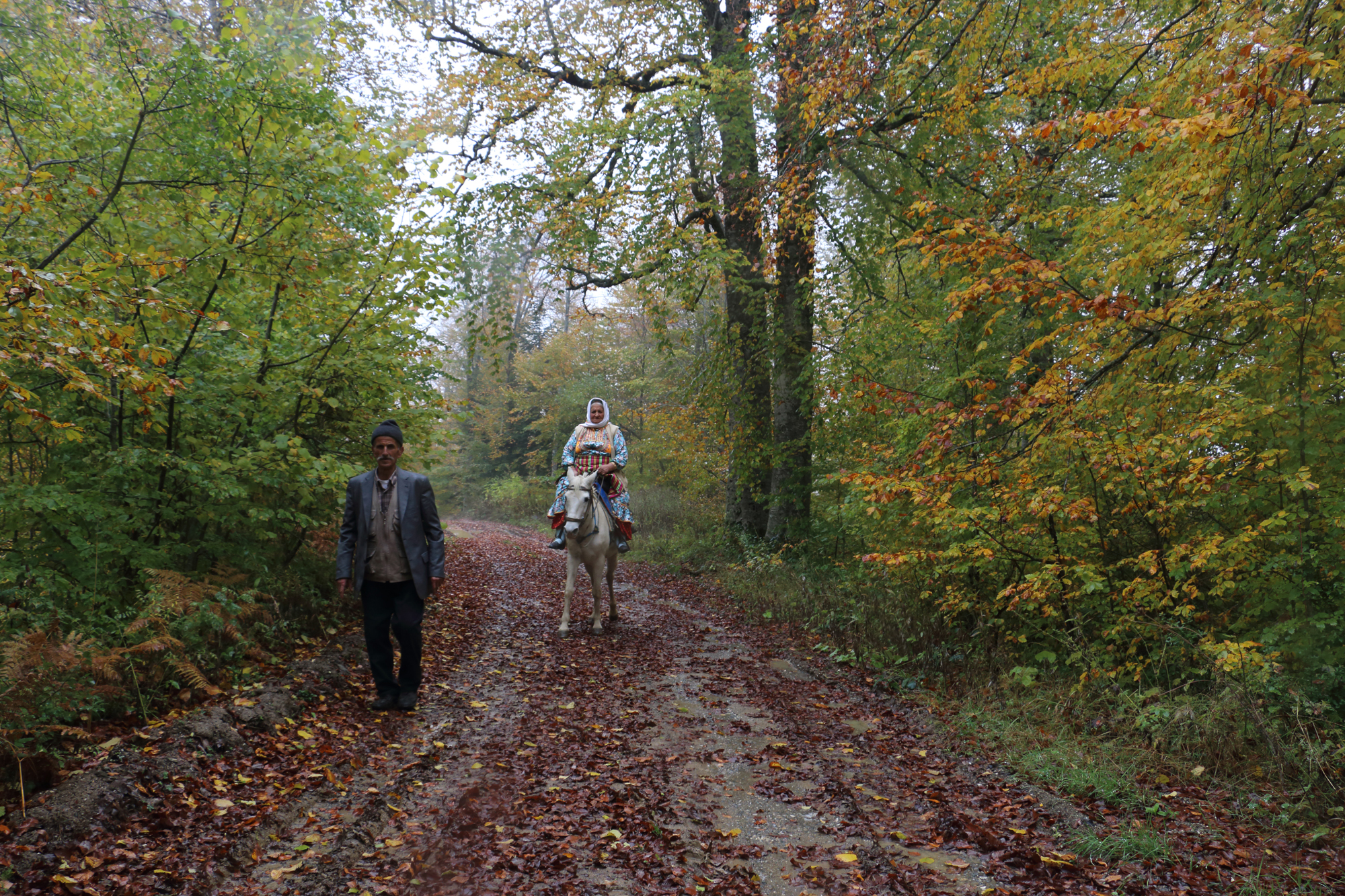 İÇİMİZDEN BİRİ (AYIN KONUĞU)  - EYLÜL