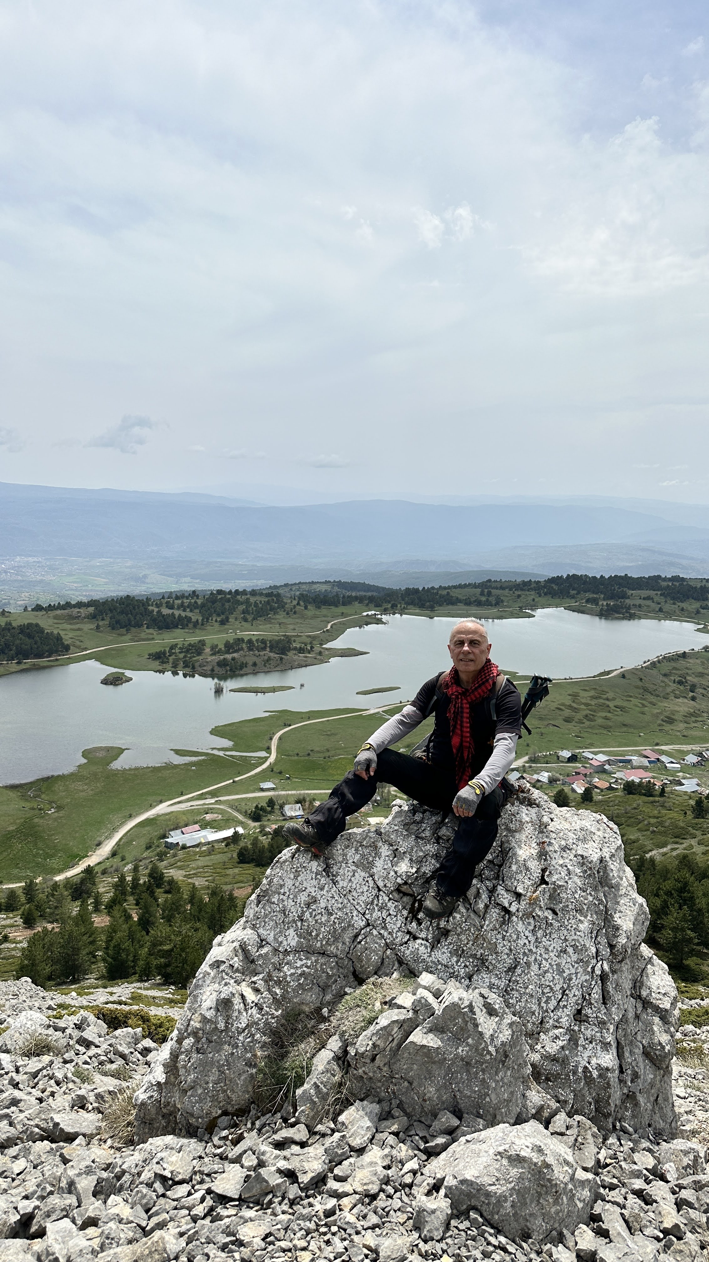 İÇİMİZDEN BİRİ (AYIN KONUĞU)  - HAZİRAN