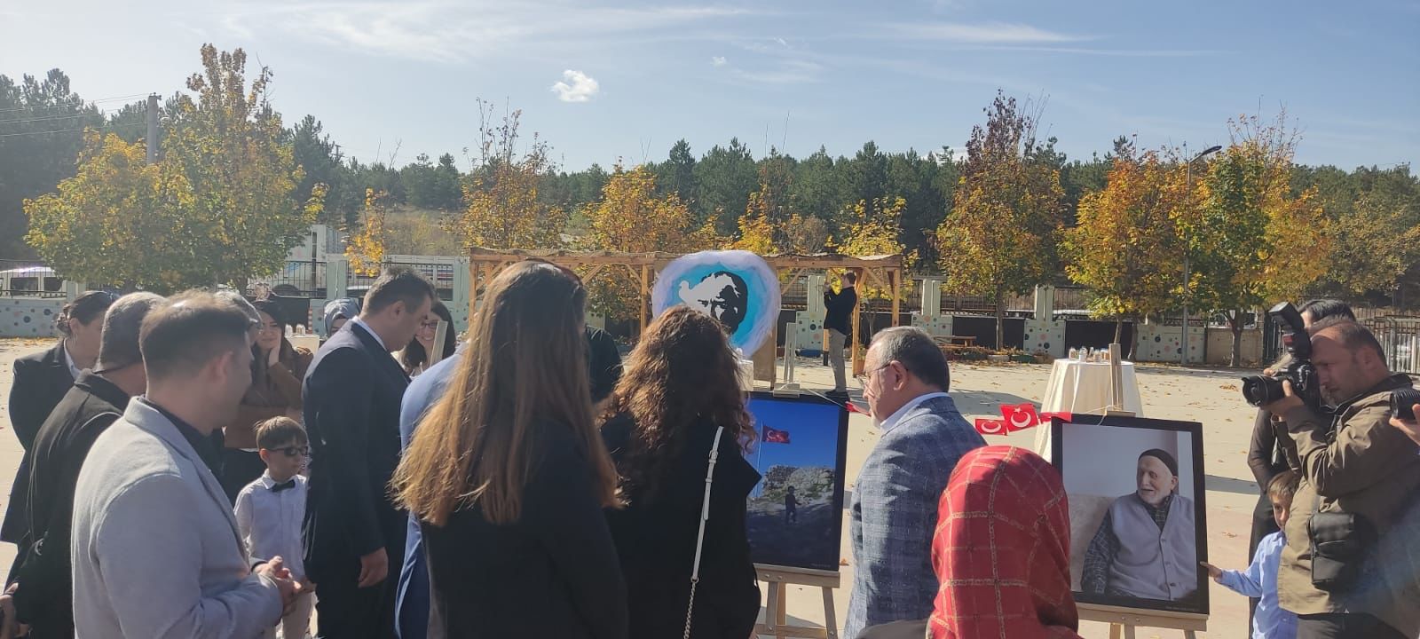 Cumhuriyet 100 Yaşında Bir Çocuk‘ fotoğraf sergisi 