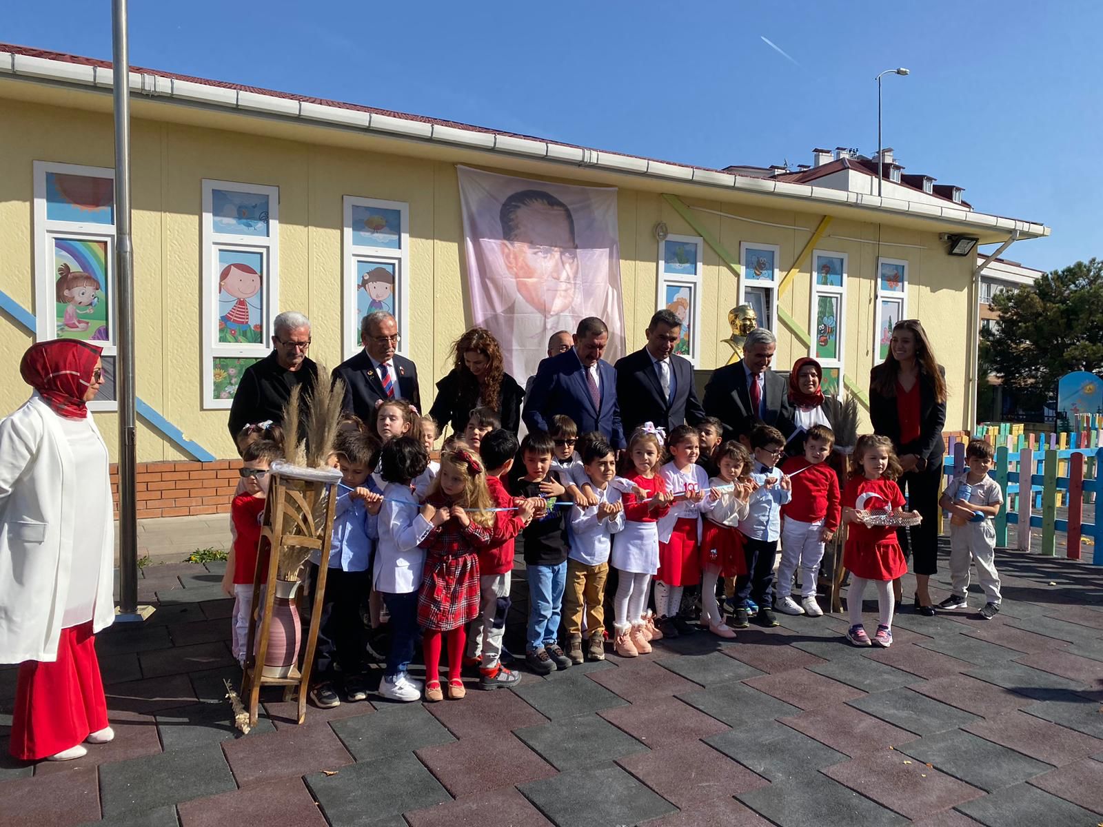 Cumhuriyet 100 Yaşında Bir Çocuk‘ fotoğraf sergisi 