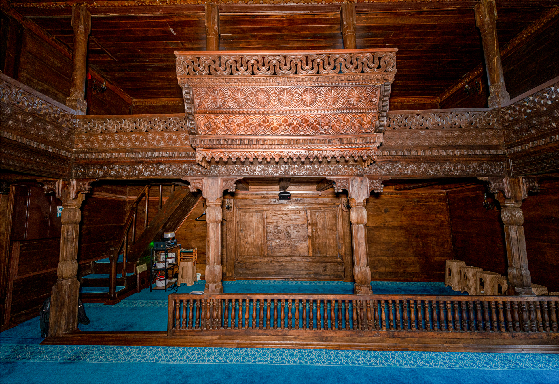 İÇİMİZDEN BİRİ (AYIN KONUĞU)  - AĞUSTOS